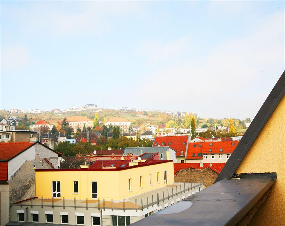 Freddie Next To Mercury Bratislava Exterior photo